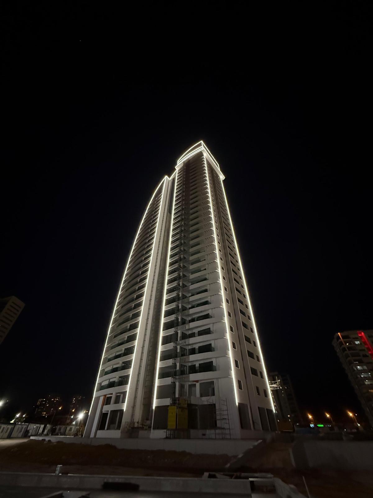 Mersin-Mefa Nerissa Cephe Kinetik Aydınlatma